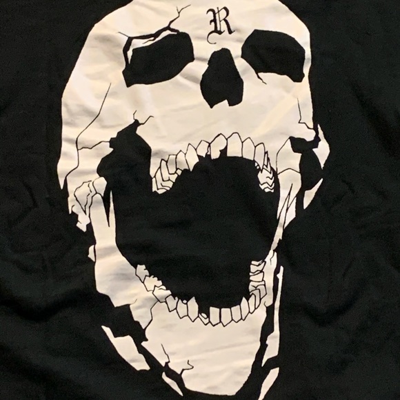 Revenge bones hoodie - Picture 3 of 3